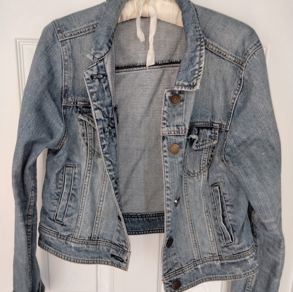 Vintage American Eagle Croppish denim jacket has adjustable band size Large - Picture 2 of 8